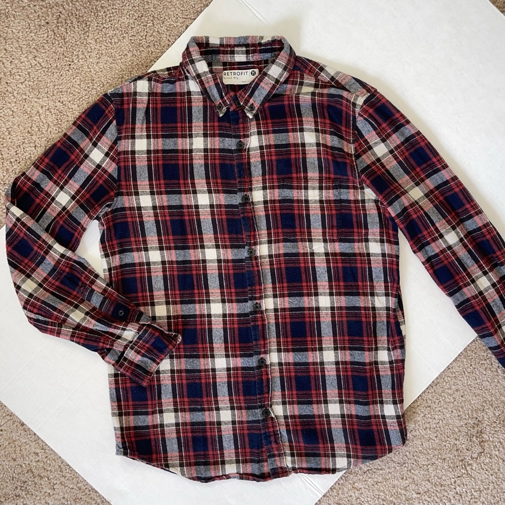 Red Plaid Flannel Button Up Shirt, Size M